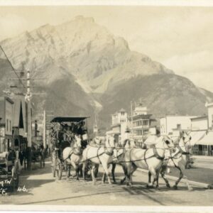 Canada Cascade Mountain Banff Horse Cart ed Byron Harmon