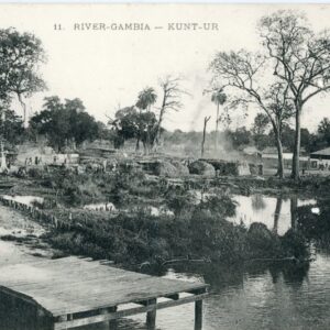 Gambia River Kuntaur Kunt-Ur