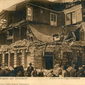 Chile Valparaiso Earthquake Plaza Echaurren