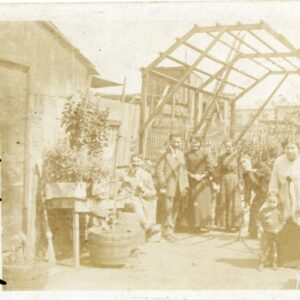 Chile Locals and Germans at garden 1914