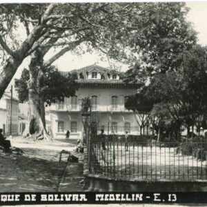 Colombia Medellin Bolivia Park