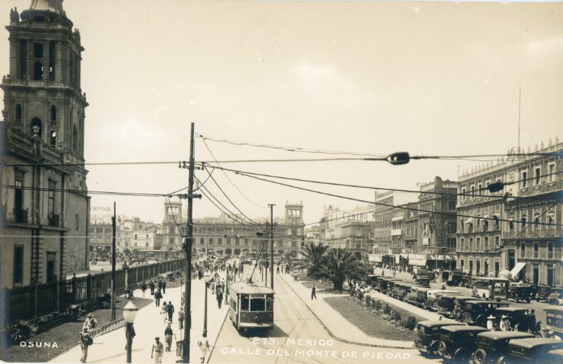 Mexico Monte de Piedad Street Tram