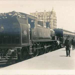 Peru 1915 F.C.C.A 1016 Locomotive at station