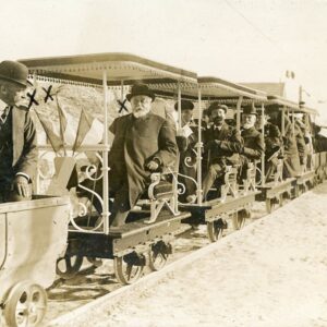Tunisia Métlaoui Mining Company officials on Wagons